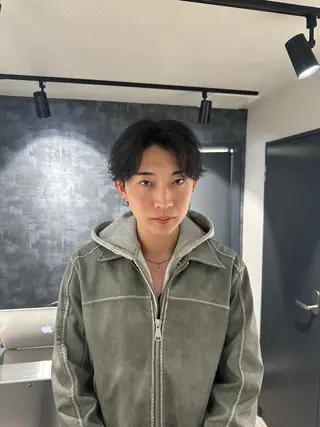 パーマ メンズ SALOWIN 原宿 iori所属・💈センターパート パーマ特化💈雄太のヘアスタイル