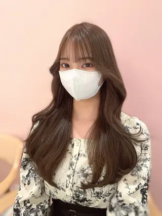 ロング カラー ヘアアレンジ Toiro所属・🤎小顔レイヤー /ベージュ🤎友香のヘアスタイル