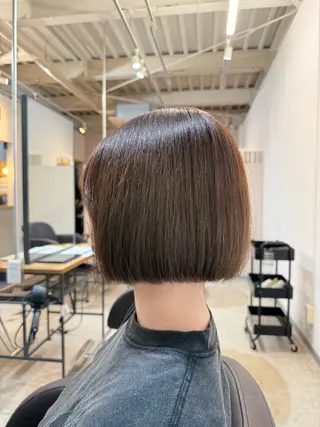 ショート 似合わせカット🫧 🍒艶カラーのヘアスタイル