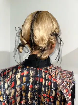 セミロング カラー ヘアアレンジ ケアブリーチ💘 rino🪷高円寺のヘアスタイル