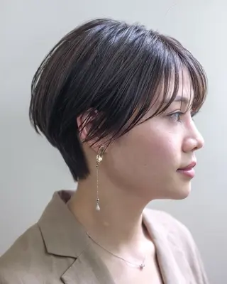 ショート 間瀬 玲央のヘアスタイル