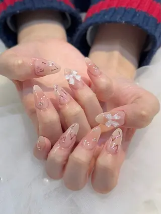 ネイル Chizuru ☾ ໋のネイルデザイン