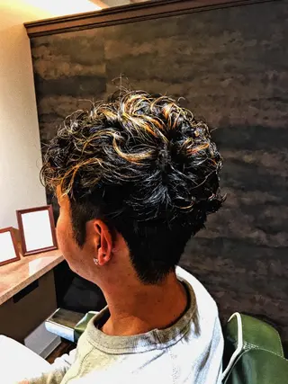 ショート カラー メンズ 代表スタイリスト 直田 洋人のヘアスタイル