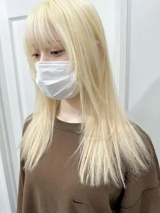 カラー ニシオカ タクヤのヘアスタイル