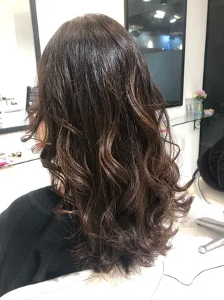 ロング ✨韓国風カット/艶髪 カラー✨yumeのヘアスタイル