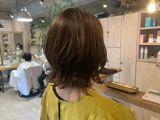 ミディアム HARE 川崎晴佳のヘアスタイル