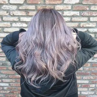 セミロング カラー 韓国カラーエクステ 👑代表渡部雅己👑のヘアスタイル