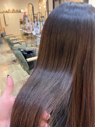 ロング カラー Fiona by ganesha【フィオナ バイ ガネイシャ】所属・八田 遥のヘアスタイル