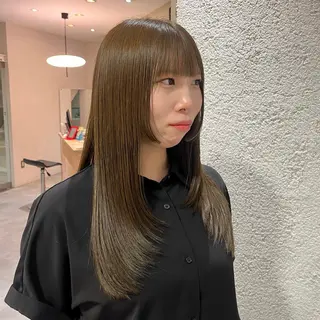 ロング カラー PUREE  de FLEURS所属・本田 茜のヘアスタイル
