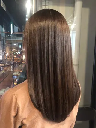 セミロング カラー 髪質改善&ブリーチ 伊勢 祐一郎のヘアスタイル