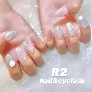 ネイル R2 予約担当のネイルデザイン