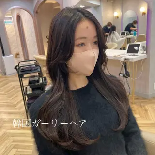 ロング 🎀韓国レイヤー🎀 顔周り とばみかのヘアスタイル