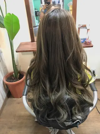 ロング カラー ヘアアレンジ メンズ リップカール 神戸のヘアスタイル