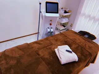 都度払い制脱毛サロンBe Charm所属・Be Charm 山﨑のエステ・リラクイメージ