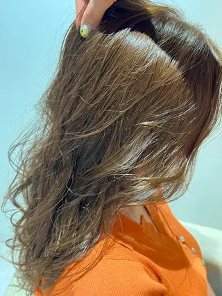 セミロング カラー ブルームヘアデザイン かこ。のヘアスタイル