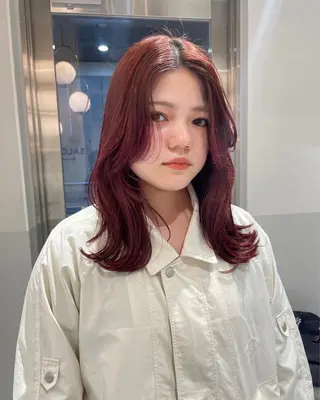 ミディアム カラー ヘアアレンジ satsuki 暖色・ブラウンカラーのヘアスタイル