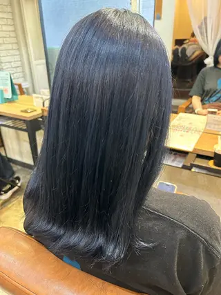 ミディアム カラー コヤナギ ラムのヘアスタイル
