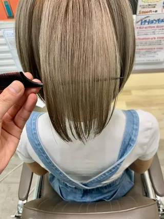 ミディアム 新宿/小顔レイヤー/ 顔まわり/西慶太朗のヘアスタイル