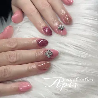ネイル nailsalon Apis所属・Apis manakaのネイルデザイン