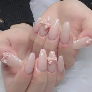 ネイル Momo🍑 【パラジェル取扱店】のネイルデザイン