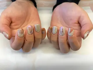 ネイル リンパ／美肌小顔専門サロンLiLi所属・Sakai Airiのネイルデザイン