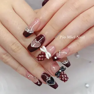 ミディアム Pio Mielのネイルデザイン