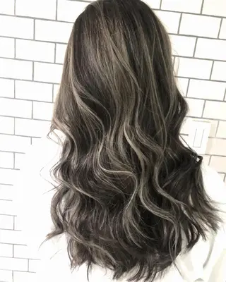 ロング mihoko/ ニュアンスパーマのヘアスタイル