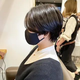 ショート 細沼 葵のヘアスタイル