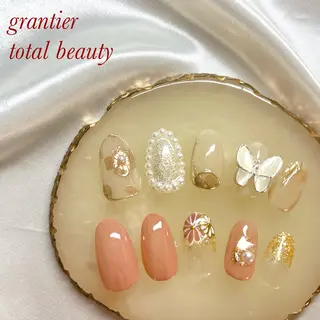 ネイル grantier beautyのネイルデザイン