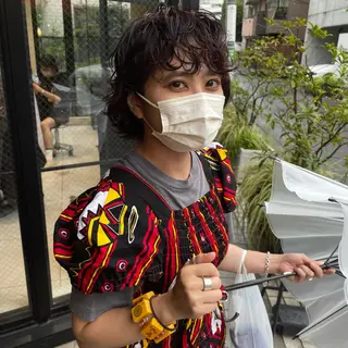 ショート パーマ ミヤギ リュウキのヘアスタイル