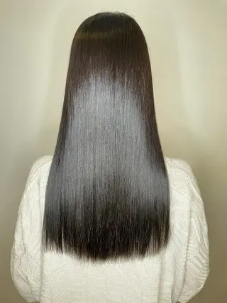 ミディアム カラー KAGAMI HIROSHIのヘアスタイル