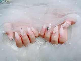 ネイル ＆ME アンドミーのネイルデザイン