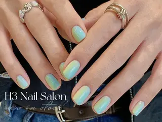 ミディアム H3 ネイル サロンのネイルデザイン