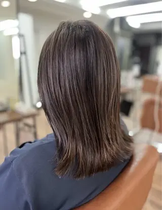 ロング カラー 泉川 みかのヘアスタイル