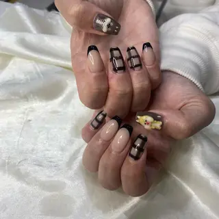 ネイル 西岡 杏のネイルデザイン