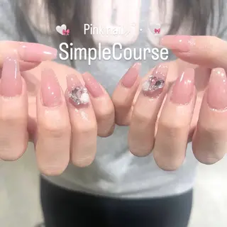 ネイル 🧁fein. nana🩵のネイルデザイン