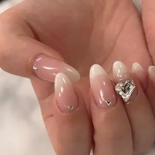 ネイル アトリエ　ミモザ所属・いまむら あかりのネイルデザイン