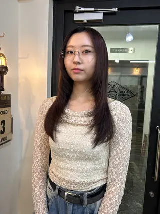 ロング ハイトーンカラー ⭐️NAZUNAのヘアスタイル