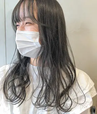 セミロング カラー 圧倒的透明感カラー nana🦕のヘアスタイル