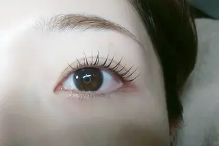 マツエク・マツパ eyelash & eyebrow vif所属・川村 融美のマツエク・マツパデザイン