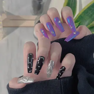 ネイル NEO Beauty Salon所属・𝐍𝐄𝐎 𝐉𝐔𝐑𝐈のネイルデザイン