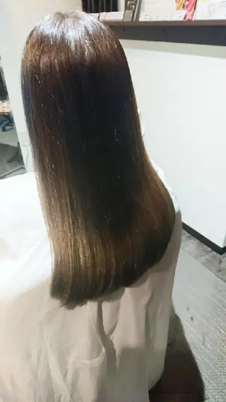 ロング Crea所属・清水 旭美のヘアスタイル