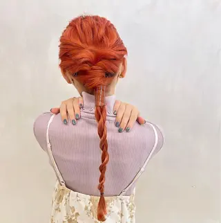 ロング カラー コノカ/暖色カラー/ 透明感カラーのヘアスタイル