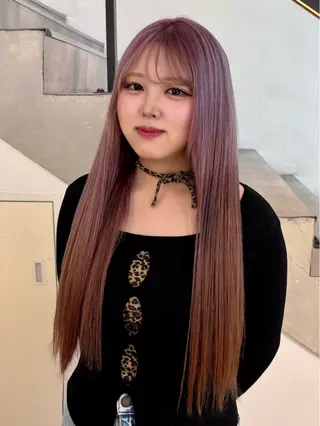 ロング カラー ハイトーン/レイヤー nail 百咲💌のヘアスタイル