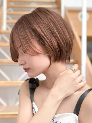 ショート 足立 遥奈のヘアスタイル