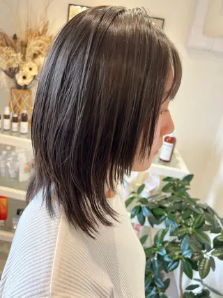 ミディアム 井上 美春のヘアスタイル