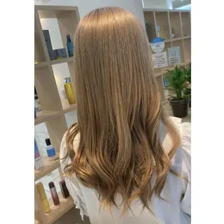 ロング カラー Ida Akaneのヘアスタイル