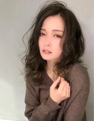ミディアム カラー パーマ ヘアアレンジ EIGHTSOL博多 筑紫口店 溝口里穂のヘアスタイル