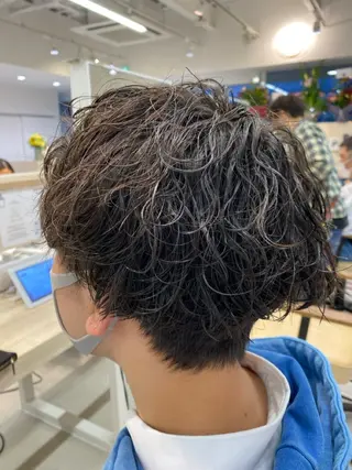 パーマ メンズ メンズパーマ/ スパイキー/フェードのヘアスタイル