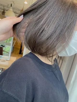 ショート カラー sio.nail&eyebrow salon shimokitazawa2号店所属・nailist mana𖤐´-のネイルデザイン